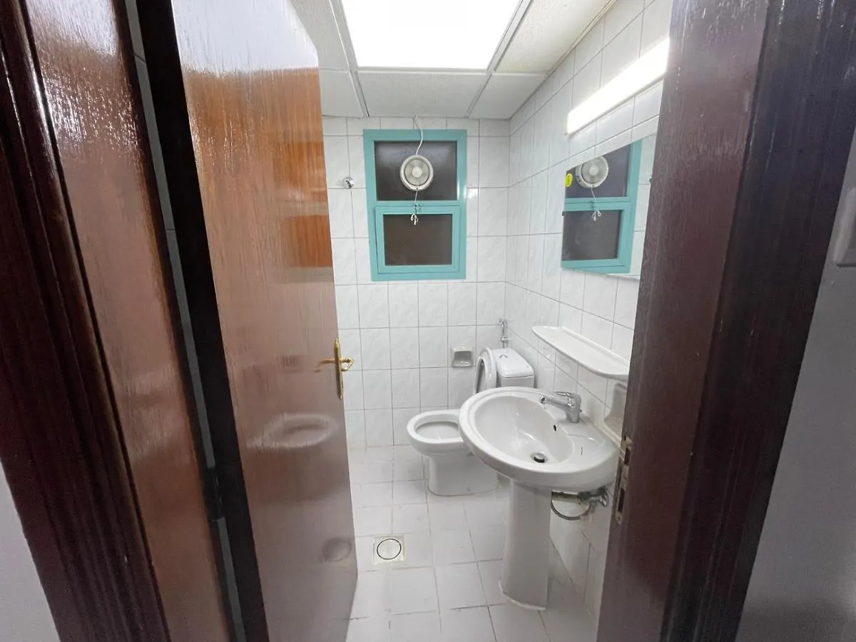 Bedspace/Men'S Hostel In Prime Location Near Burjuman Metro Dubai 0*,